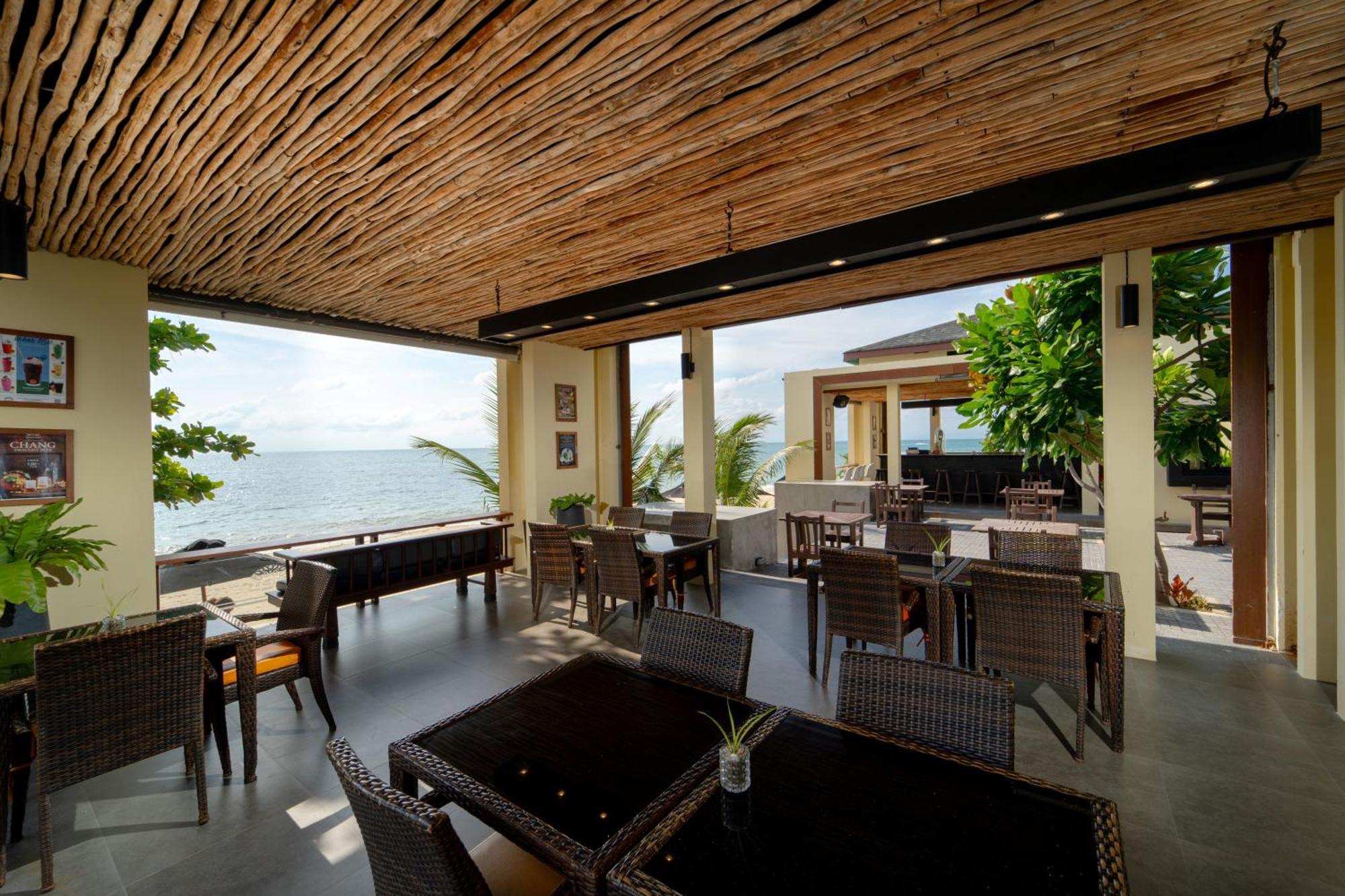 Pavilion Samui Villas And Resort - Sha Extra Plus Lamai Beach  Exterior foto The restaurant at the resort